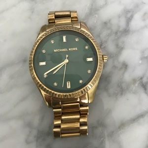 MICHAEL KORS Gold Watch